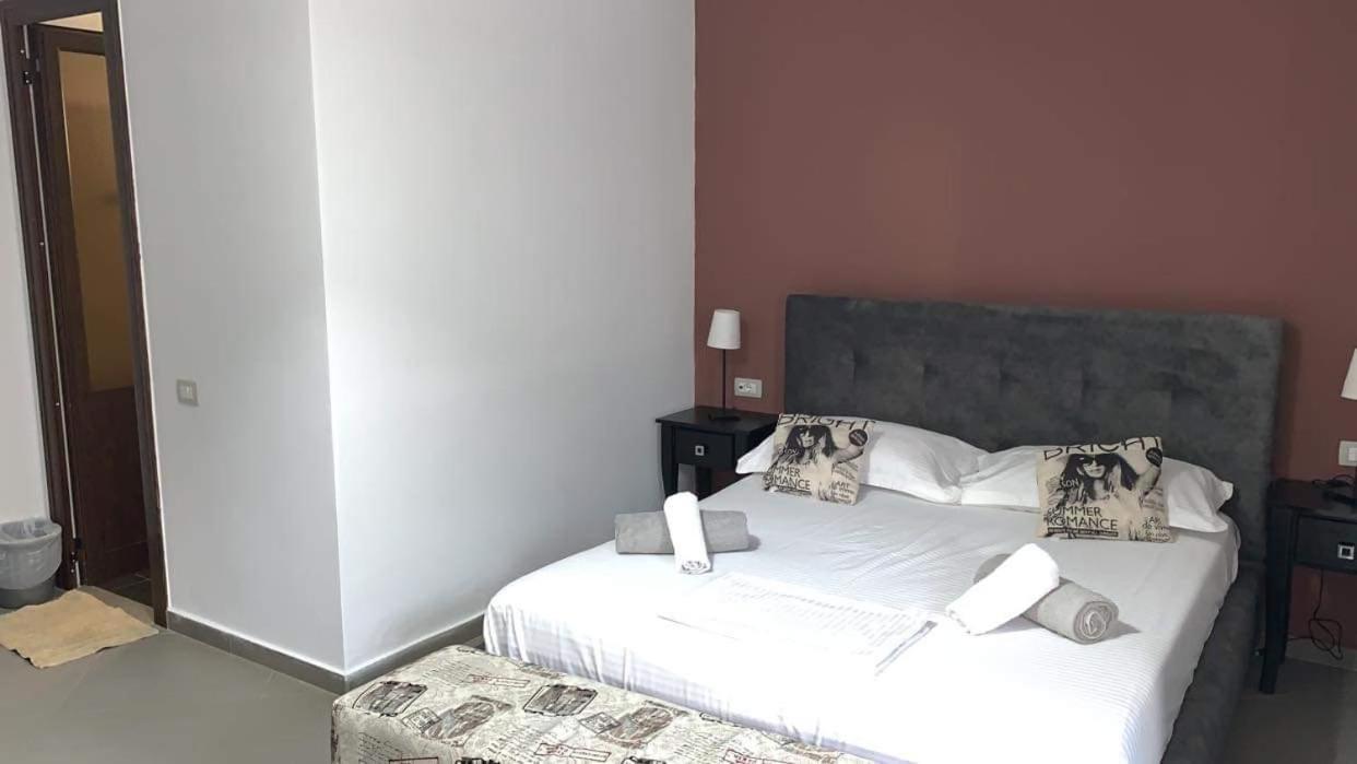 Hotel Natali Dhërmi Exteriör bild